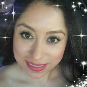 Meet your Posher, Mayra